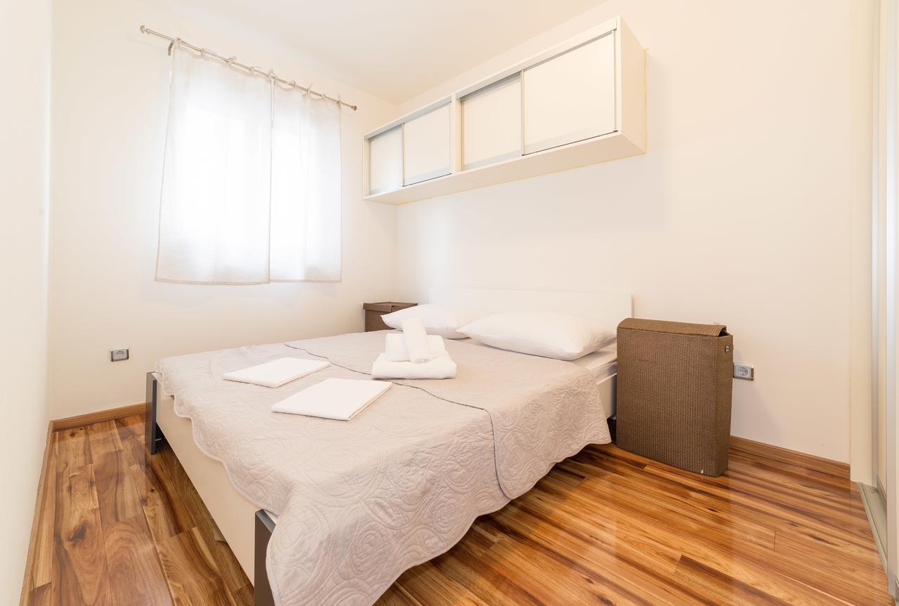 Apartman Dukic Vodice Esterno foto